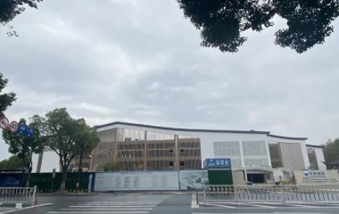 桐乡新世纪公园南大门西侧立体停车场预计年底完工