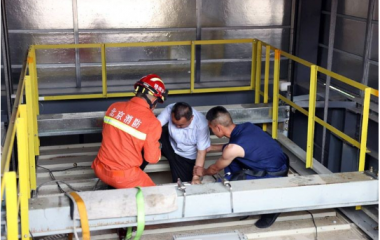 北京海淀区开展立体停车场应急演练